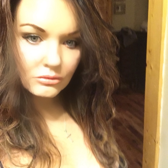 I LOVE anything Louis Vuitton 🌺 - Picture 5 of 6